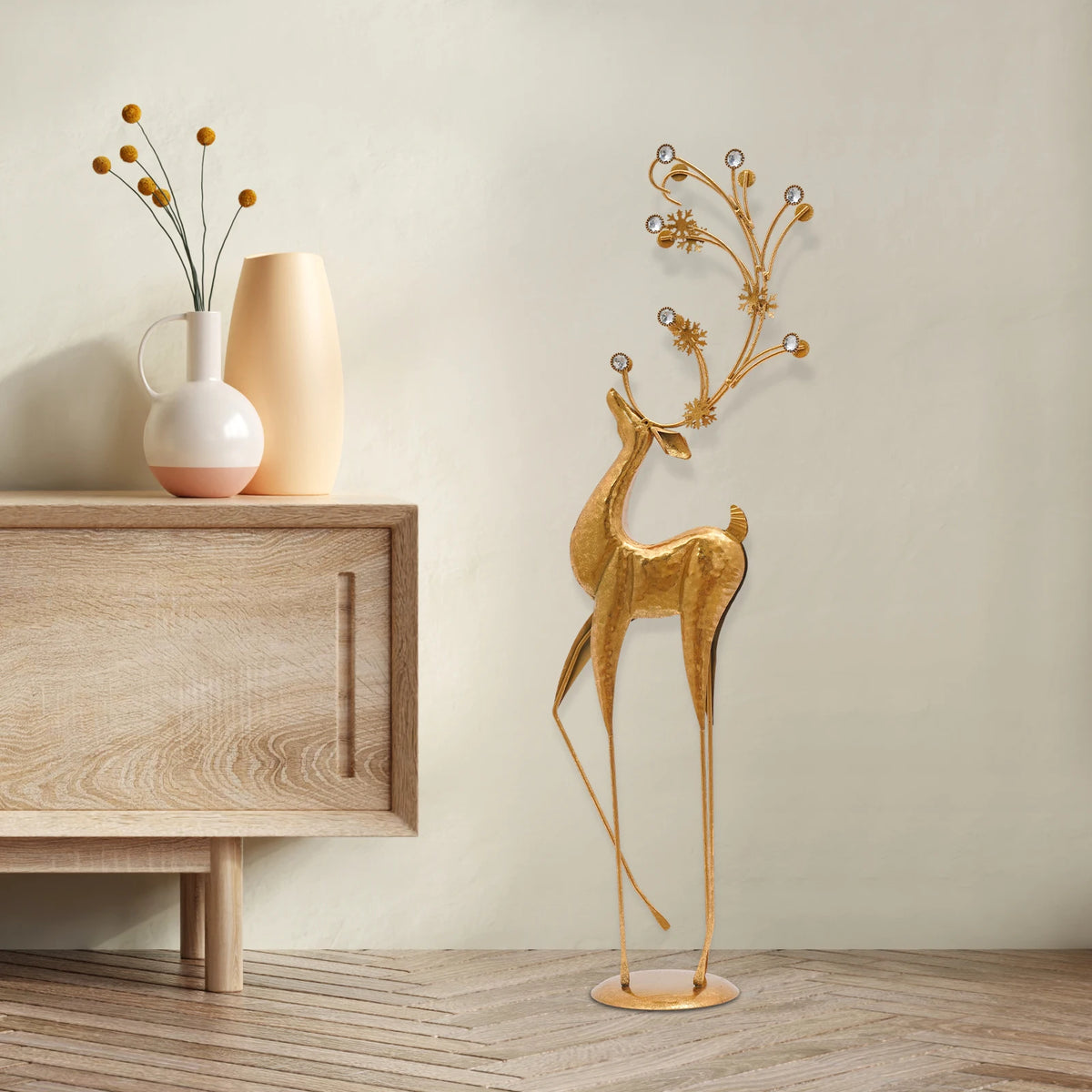 Elegant Metal Reindeer Statue For Modern Home And Office Holiday Decor